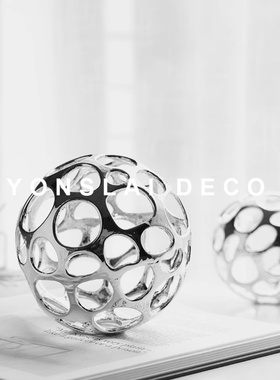 现代轻奢金属镂空球摆件高档样板间书房软装博古架玄关酒柜装饰品