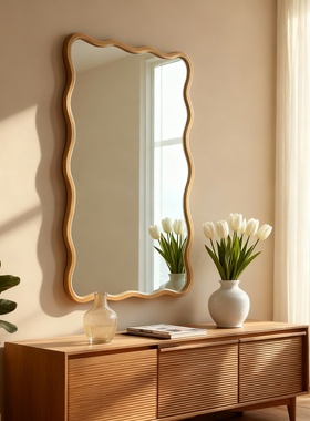 简约轻奢木质客厅收纳柜