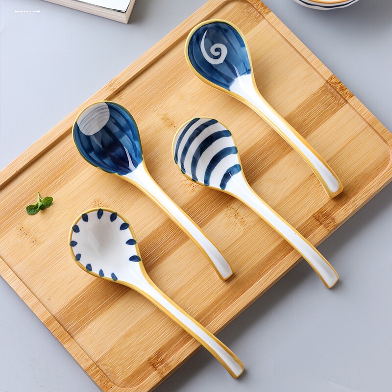 日式网红大号勺子家用陶瓷汤勺盛汤喝汤调羹汤匙长柄瓢羹匙子匙羹