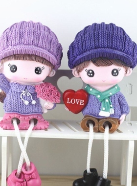 节日送女生的吊脚娃娃摆台装饰品拍照网红客厅电视柜树脂创意摆件