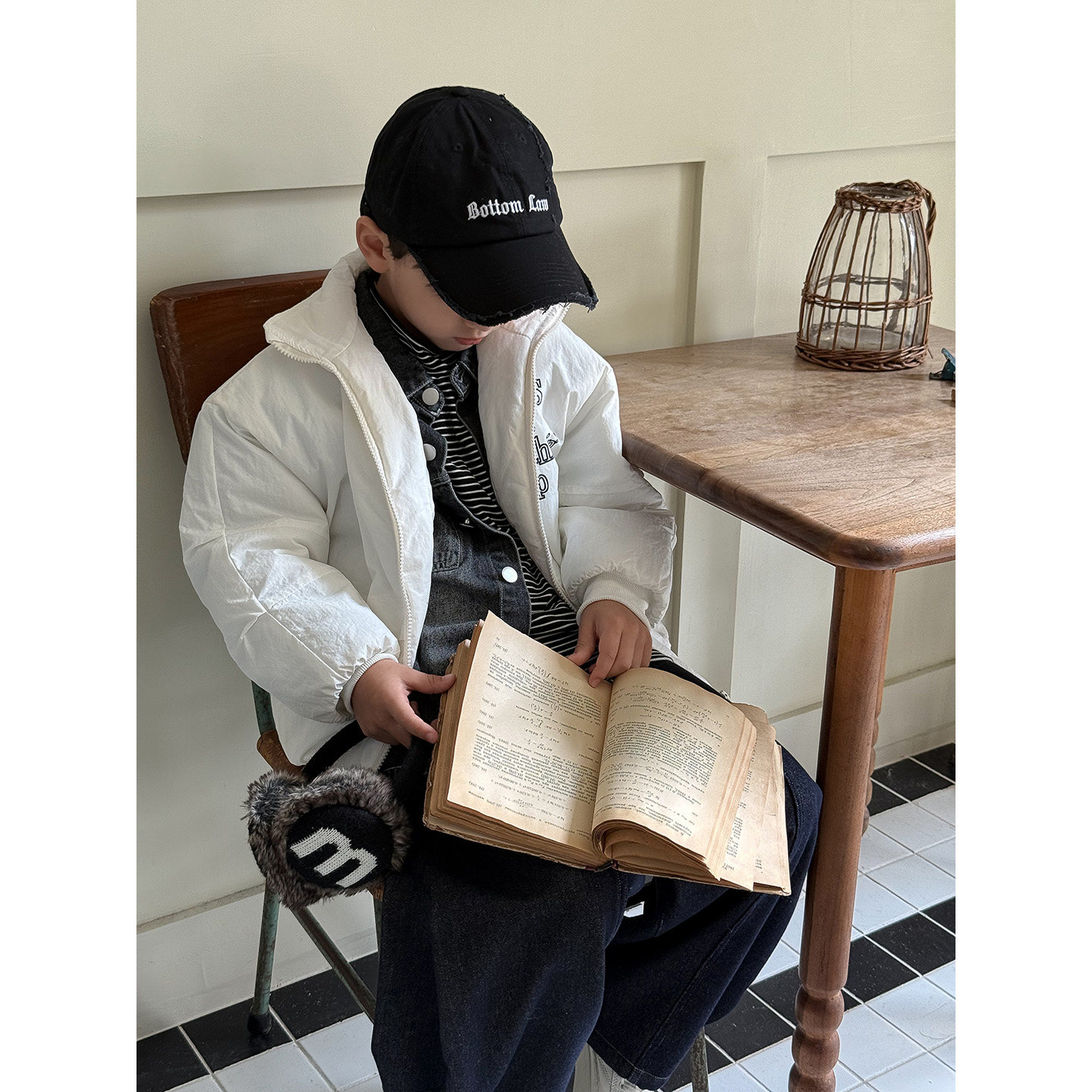 虾酱麻麻男童棉服冬季2025新款男孩上衣白色洋气保暖儿童棉衣外套,淘宝优惠券,粉丝福利购,淘宝优惠卷