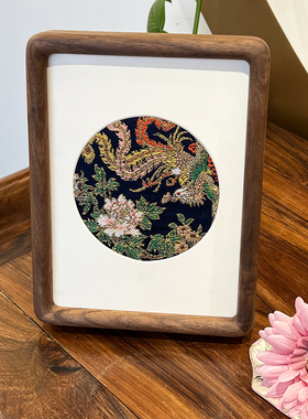 南京云锦工艺胡桃木框装饰摆件