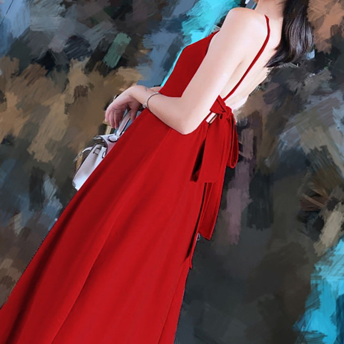 露背连衣裙女2020新款性感夏沙滩裙 裙踪魅影连衣裙