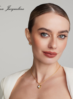 NanaJacqueline项链爱心扭扭结