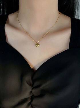 女金色爱心钛钢锁骨链项百