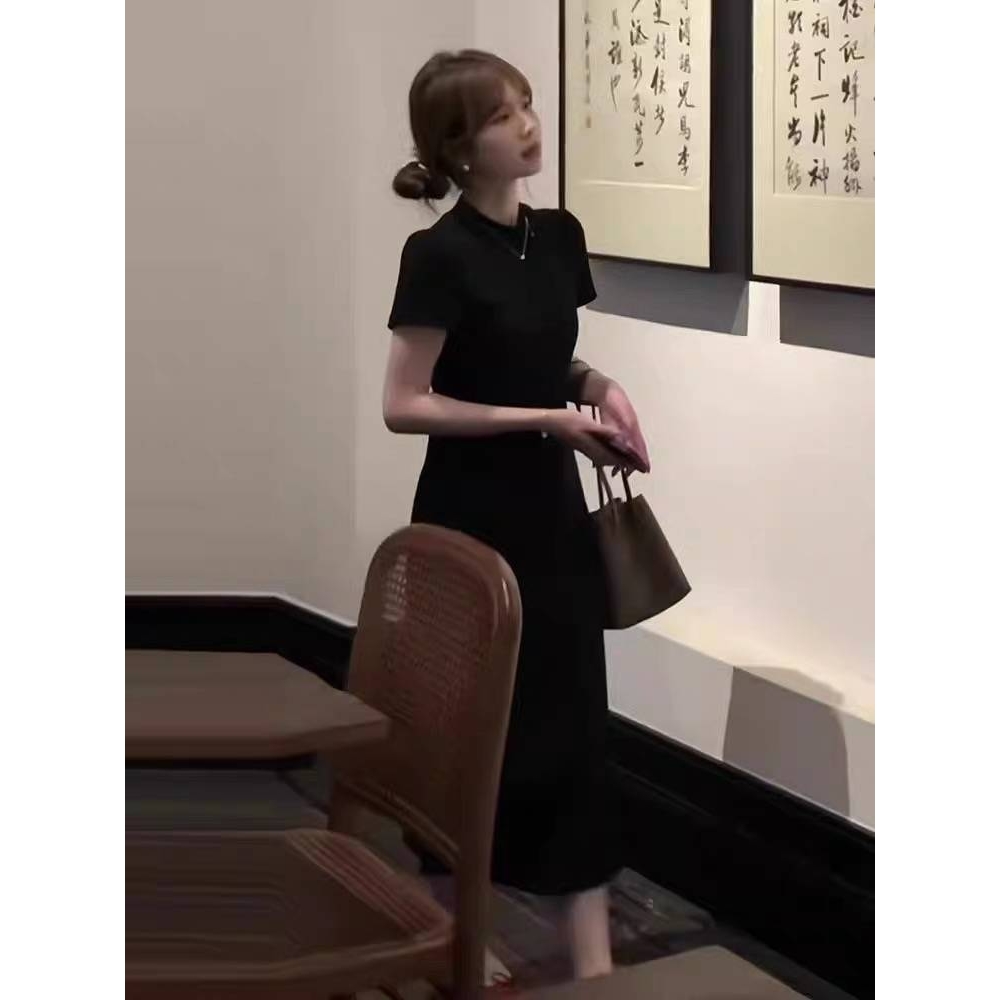 早春法式灰色短袖t恤连衣裙女2024新款夏季修身显瘦长款裙子夏装 - 图2