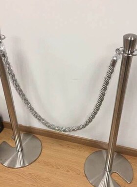 U型底座不锈钢挂绳一米线护栏 栏杆座隔离带 钛金色迎宾礼宾柱