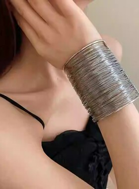 多层铁丝缠绕开口手镯欧美夸张设计感手环时尚冷淡风2026手饰