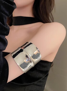 不规则手镯金属冷淡风