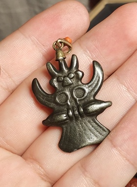 藏式文玩天铁托甲护身大鹏鸟金刚杵黑皮壳挂件随身佩戴礼品款古玩