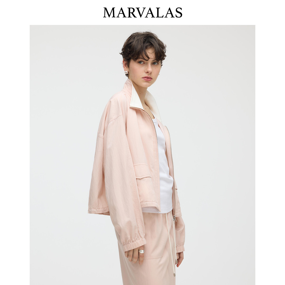 曼德诗宽松短外套女2026春季新款工装夹克显瘦灯笼袖设计百搭上衣,淘宝优惠券,粉丝福利购,淘宝优惠卷