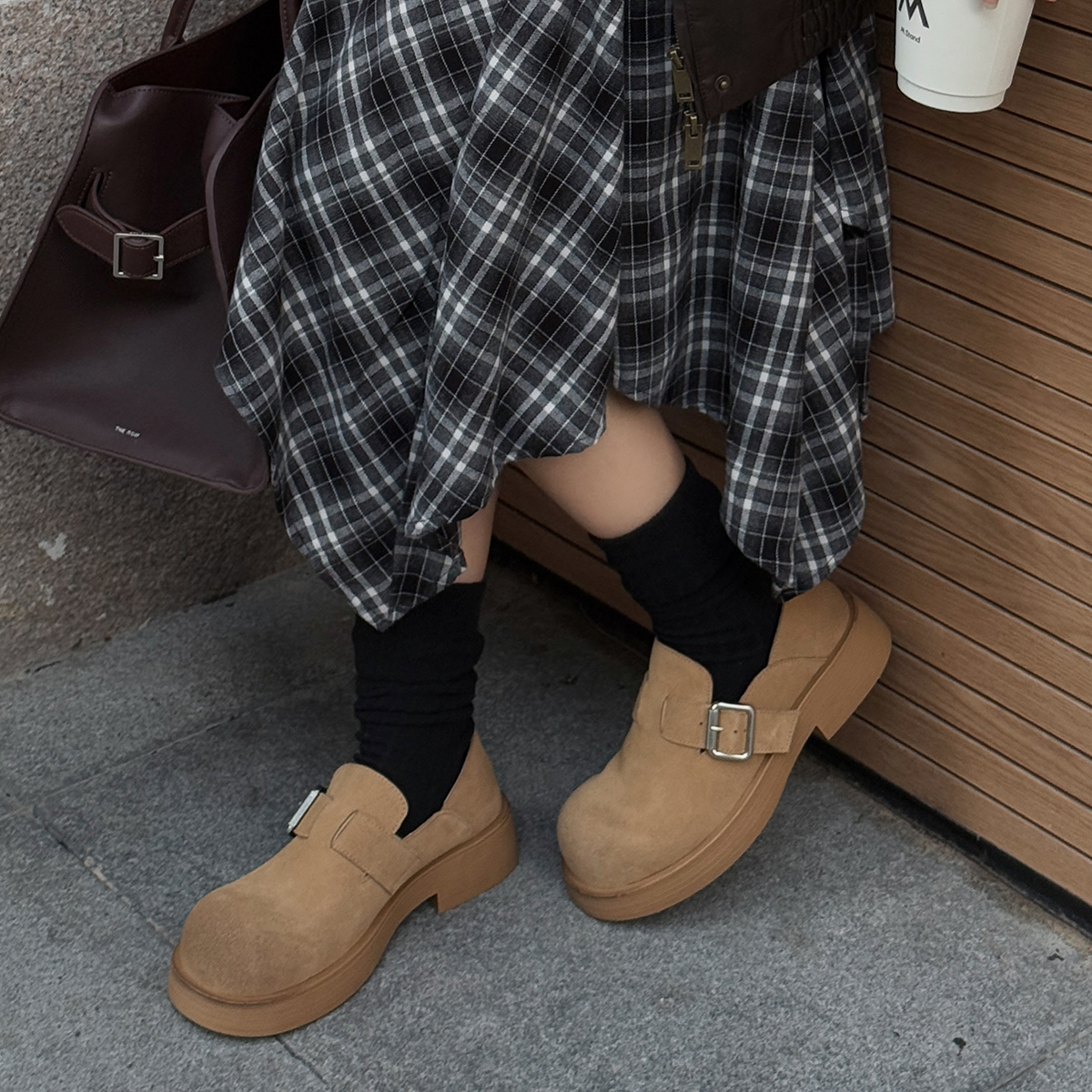 SGIRL TWTW厚底勃肯鞋女一字扣复古英伦乐福鞋堆堆袜女搭配小皮鞋 - 图1