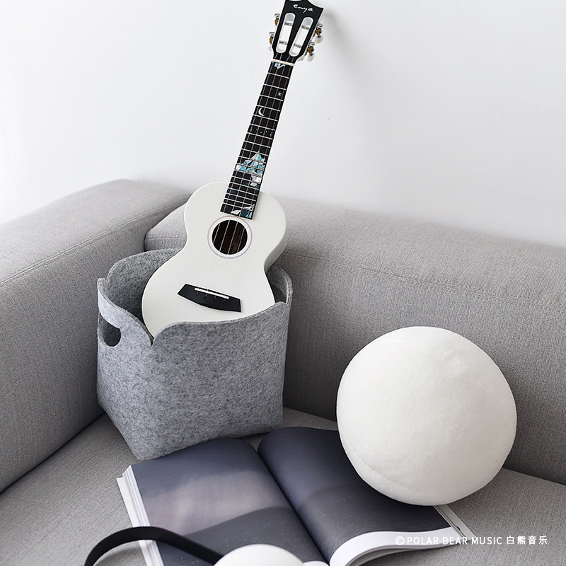 白熊定制冰山原创恩雅23寸女桃花芯 白熊乐器尤克里里/小吉他