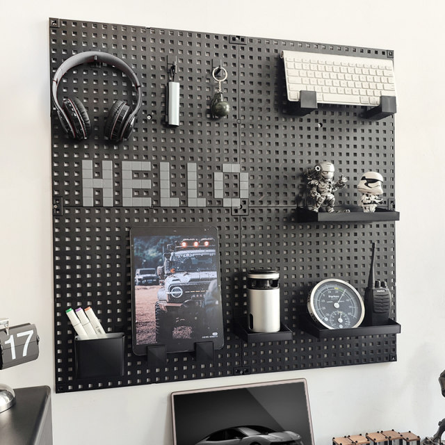 No hole-free table with storage accessories