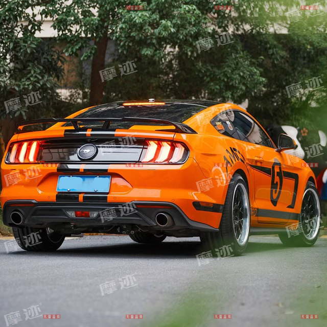 Suitable for Ford Mustang GT hood car decals, latte art modification stickers, hood decoration, personalized racing car body stickers