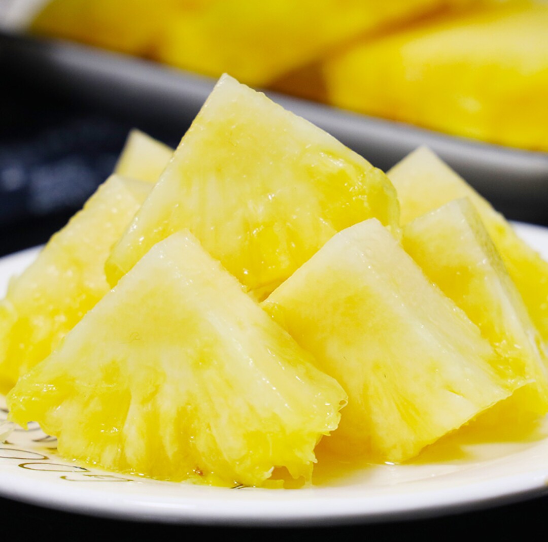 云南香水小菠萝10斤新鲜当季水果凤梨手撕小波萝现摘徐闻整箱包邮