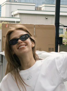 美式墨镜ins小框椭圆黑色眼镜女