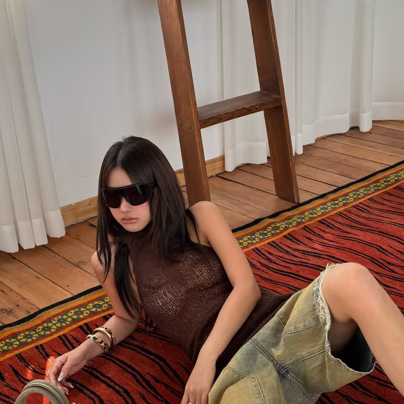 黑色大框骑行墨镜女潮个性高级感凹造型防紫外线度假出片太阳眼镜,淘宝优惠券,粉丝福利购,淘宝优惠卷