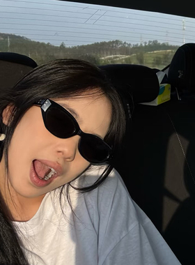 小框黑色猫眼网红墨镜街拍女潮高级感ins显脸小韩版辣妹太阳眼镜