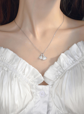 小裙子意大利设计师DEER项链扇子母贝925纯银锁骨链新年生日礼物