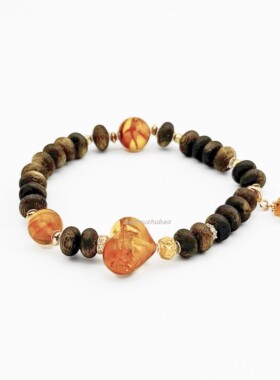 东方风新中式复古时尚925纯银屁桃沉香琥珀串珠手串设计古风手饰