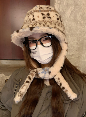 红色加厚保暖雪地旅行雷锋帽