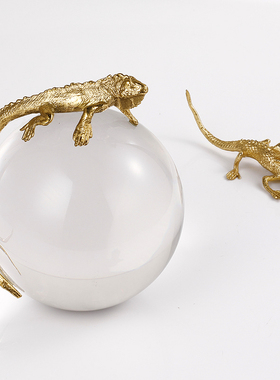 水晶圆球搭配黄铜动物家居摆件