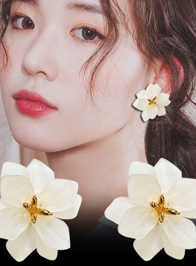 铃兰花耳环绿色森系耳洞