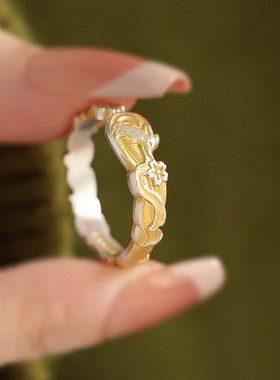 925银浮雕狐狸桃花国风开口戒指