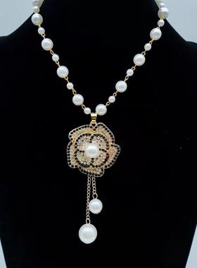 太阳花项链长款珍珠毛衣链202年新款秋冬季大气衣服配饰挂饰