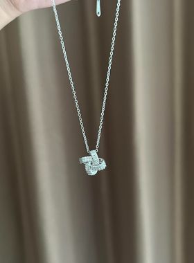 风车幸运花钛钢项链女轻奢小众ins气质高级吊坠锁骨链毛衣链