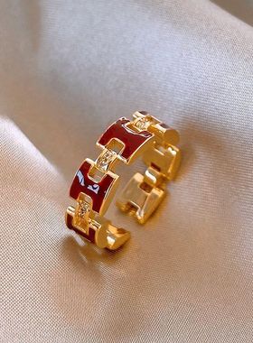 2026新款爆款中古珐琅安可拉红H字母戒指女设计小众食指指环尾戒