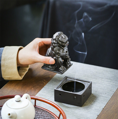陶瓷立狮玉玺盘香炉 古典创意摆件熏香炉 沉檀香家用室内供佛玄关 - 图0