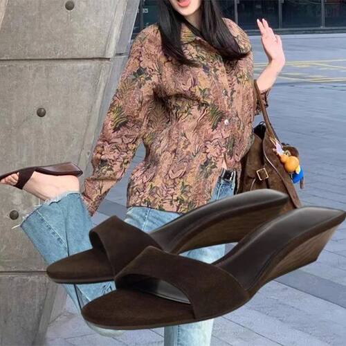 Light Luxury Wedge Sandals Fashion Simple Textured High-heel - 图3