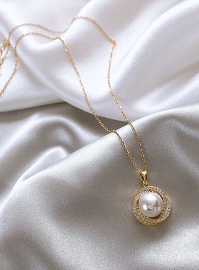 古婷珍珠螺旋吊坠项链高级感