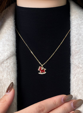 古婷马上有钱红色小马项链高级感