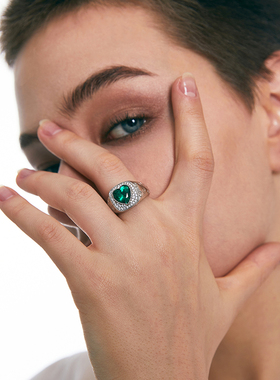 轻奢爱心笑脸时尚重工情侣戒指