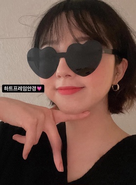 ins网红果冻桃心墨镜女街拍潮人欧美爱心眼镜拍照可爱搞怪太阳镜
