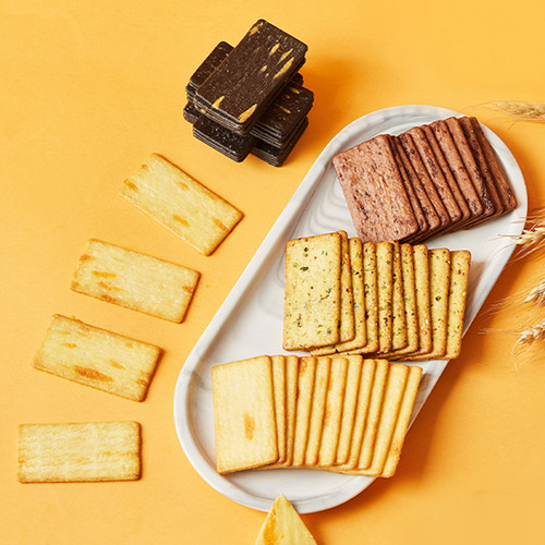 宅猫日记岩烧芝士脆饼干提拉米苏黑金九蔬薄脆咸甜味爆款休闲零食 - 图3