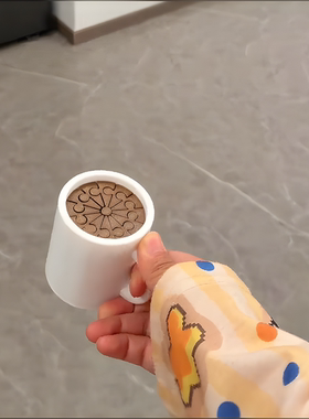 3D打印悬浮倒咖啡摆件整蛊恶作剧可动链条解压咖啡杯桌面玩具创意