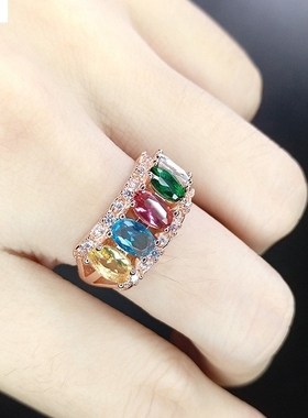 厂家直销仿七彩碧玺戒指女时尚高级感祖母绿红石彩宝活口指环百搭