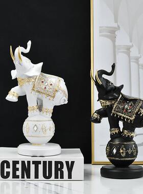 可爱动物大象戏球摆件现代家居酒柜小装饰品开业礼物送父亲教师节