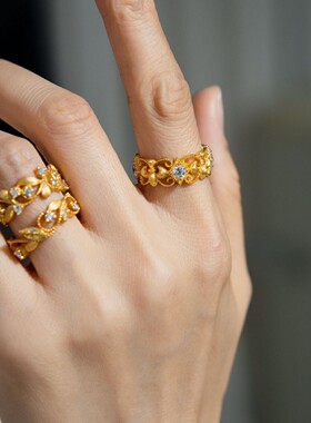 小红书新款意大利中古拉丝轻奢珠宝925银拉丝工艺鸢尾花镂空戒指