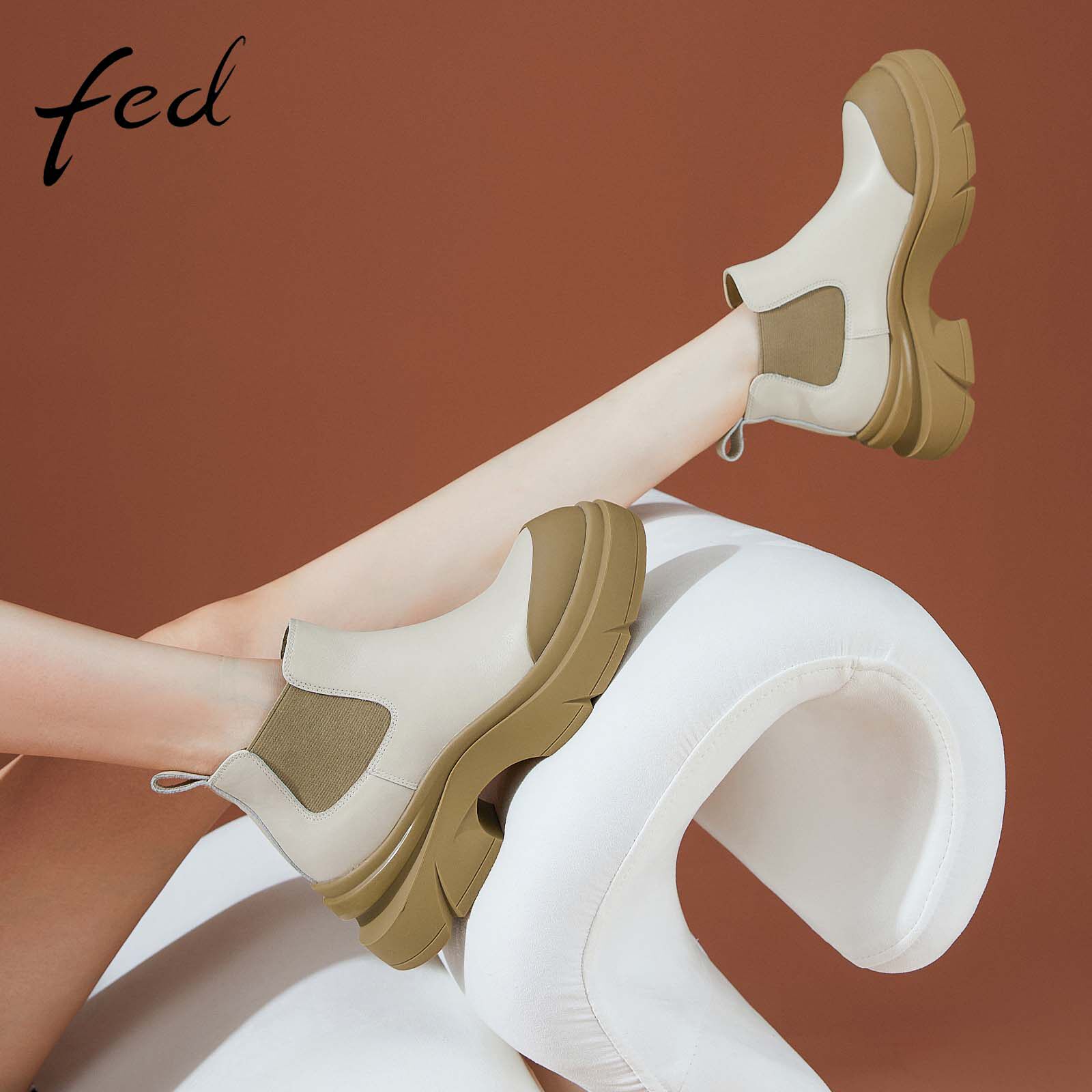 Cowhide heightened spring new short boots Eveydi