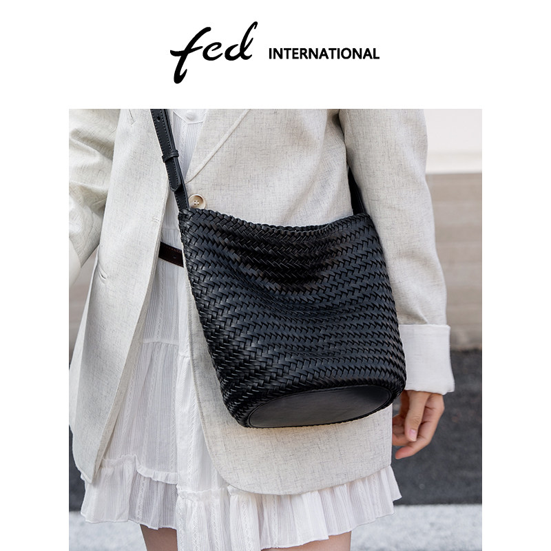 fed树膏牛皮手工编织包腋下包托特包单肩包水桶包子母包BFA9534,淘宝优惠券,粉丝福利购,淘宝优惠卷