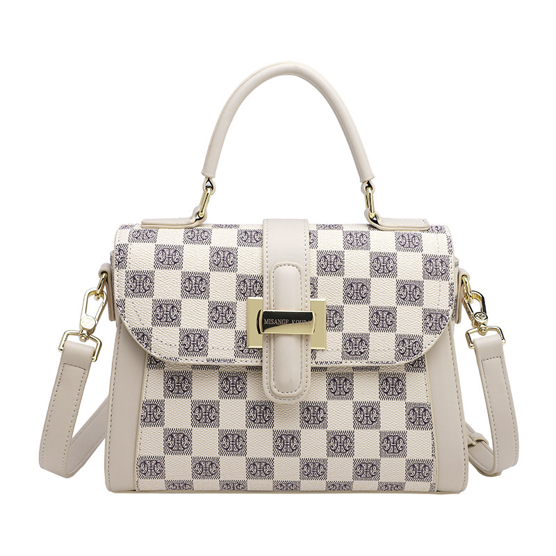 小众设计百搭轻奢2022春季感斜挎包 叶诗黛女士包袋