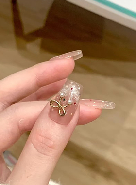 跟美甲店一样猫眼穿戴美甲