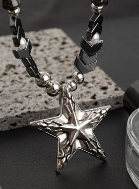 黑色星星流苏项链秋冬新款中性甜酷吊坠毛衣链嘻哈配饰个性钛钢