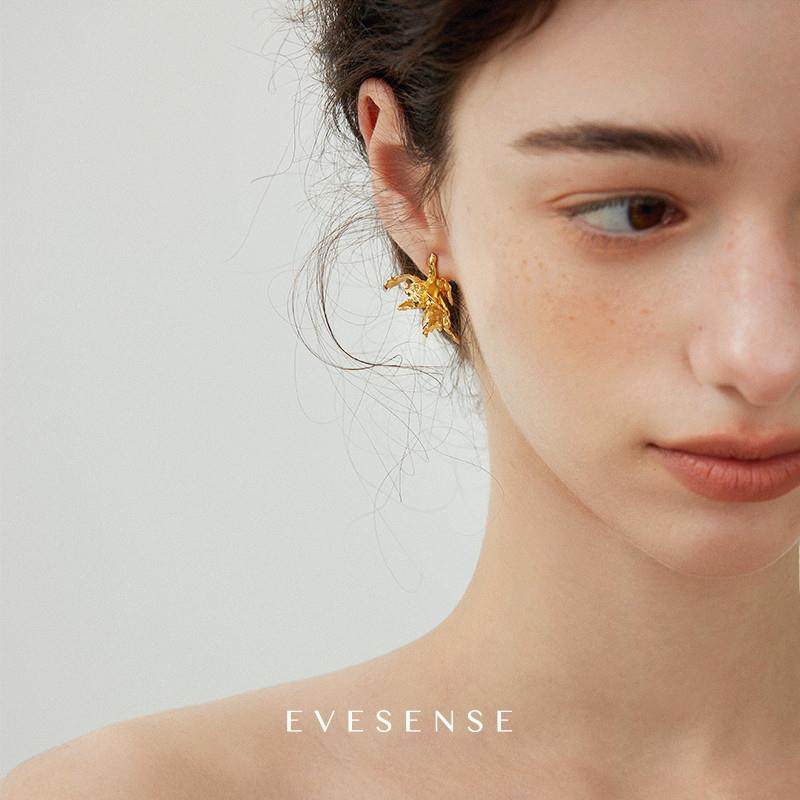 S925纯银中古感复古肌理鸢尾花耳环高级耳钉法式小众设计精致耳饰,淘宝优惠券,粉丝福利购,淘宝优惠卷