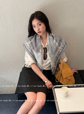 复古辣妹风米灰色印花抹胸丝巾女